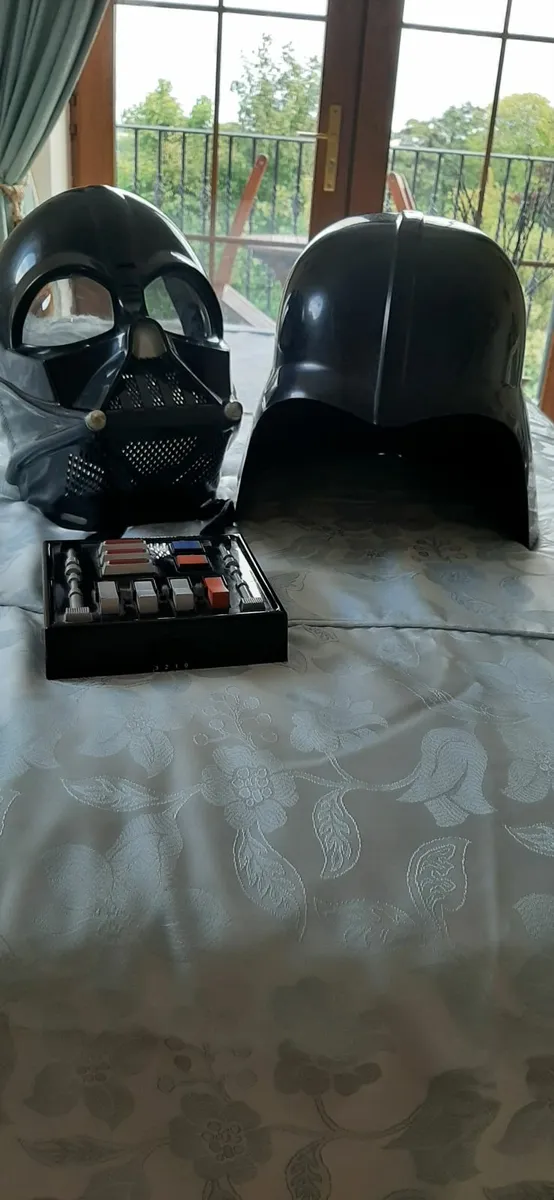 Star Wars Darth Vader mask, helmet, voice changer - Image 4