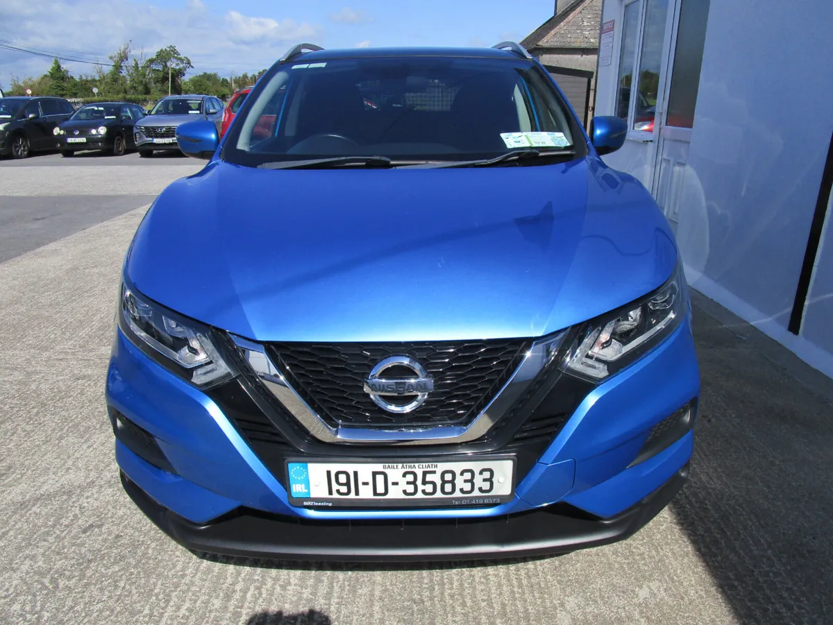 Nissan Qashqai  van    4x4  2019 - Image 2