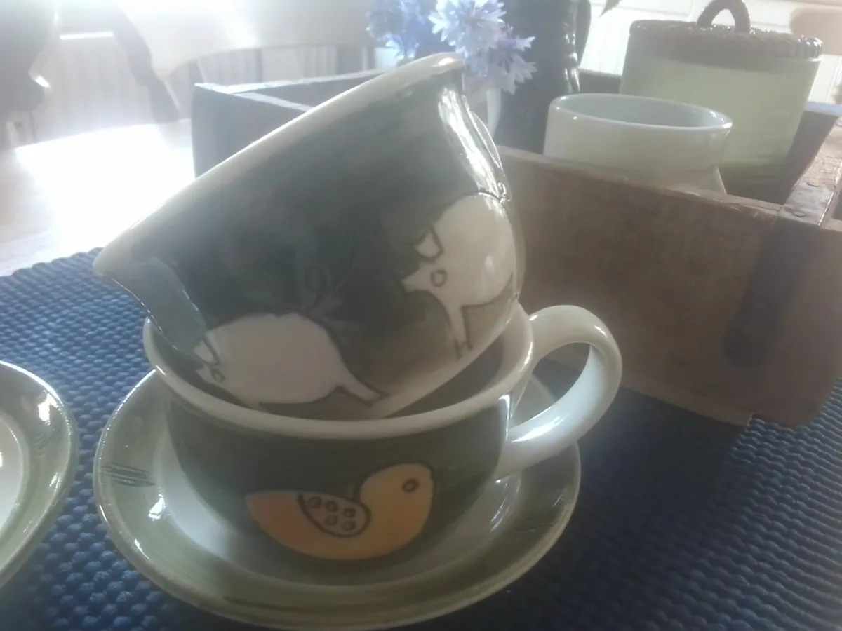 STUDIO ANIMAL& BABIES TEACUPS & SAUCERS - Image 1