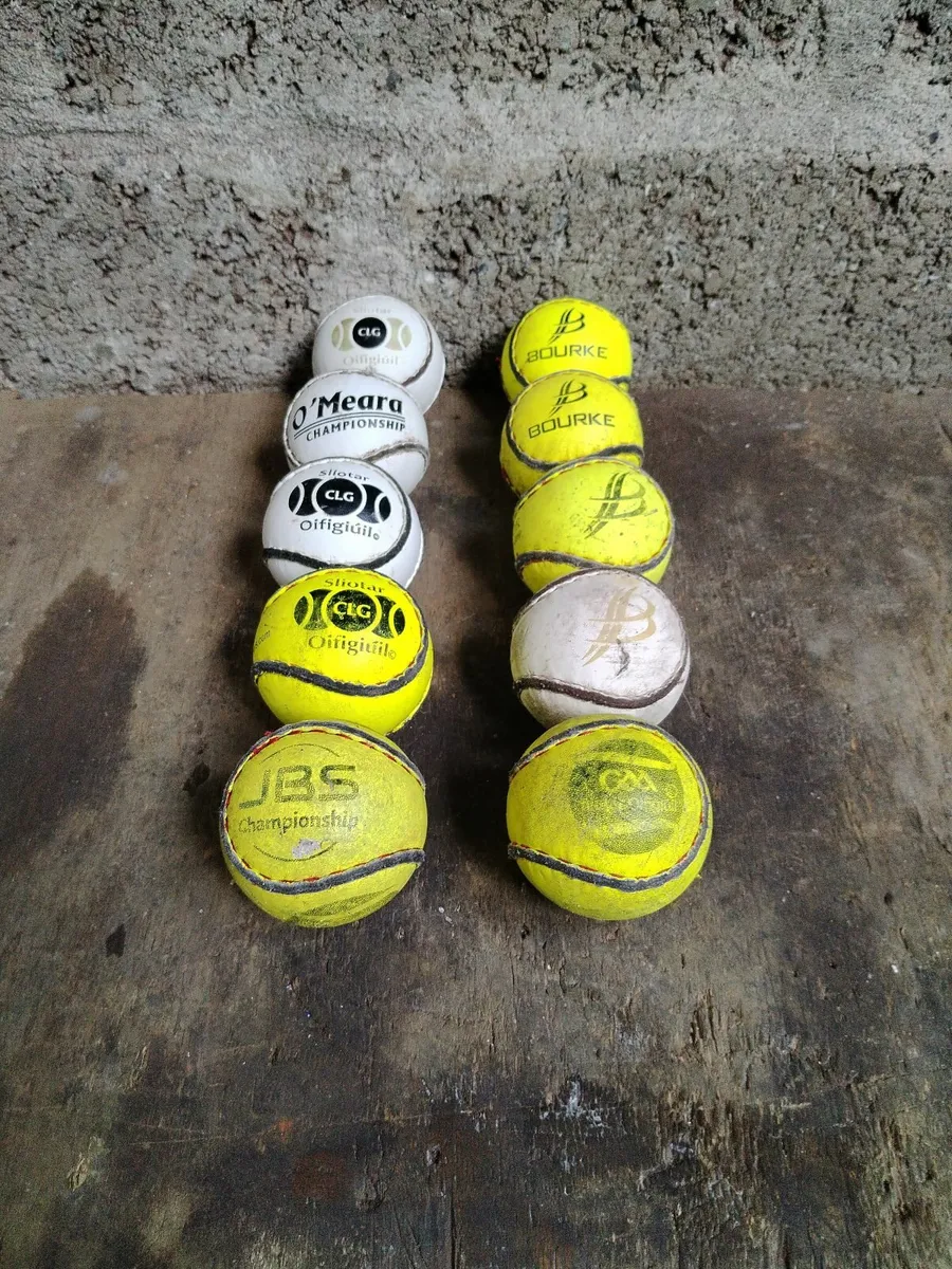 Sliotar - Image 2