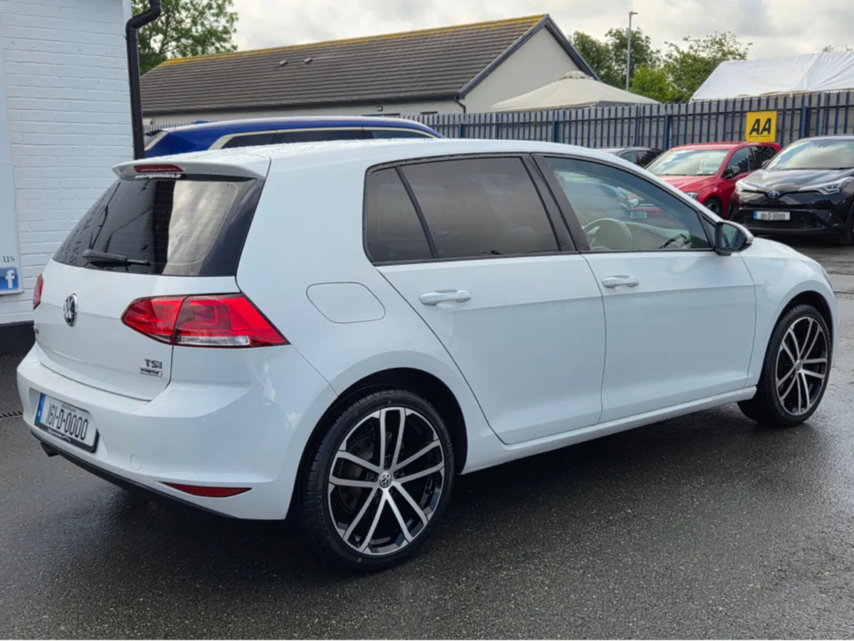 Volkswagen Golf 1.2 TSI TRENDLINE AUTO - Image 3