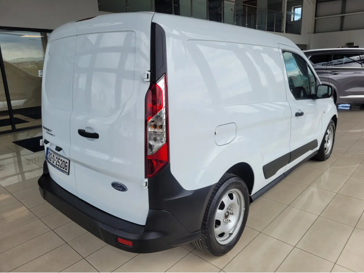 Ford Transit Connect 1.5 TD  T6.2 M6 FWD 3DR - Image 2
