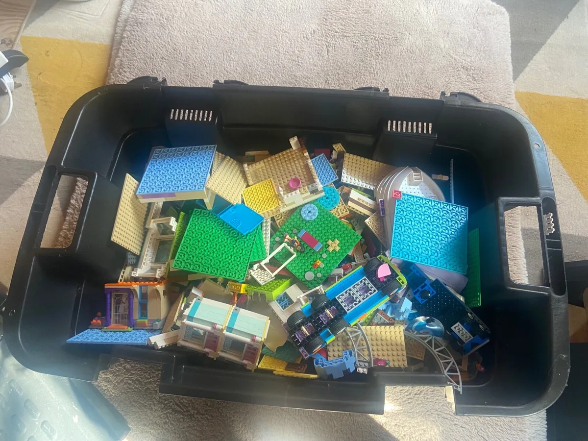 Lego - Image 2