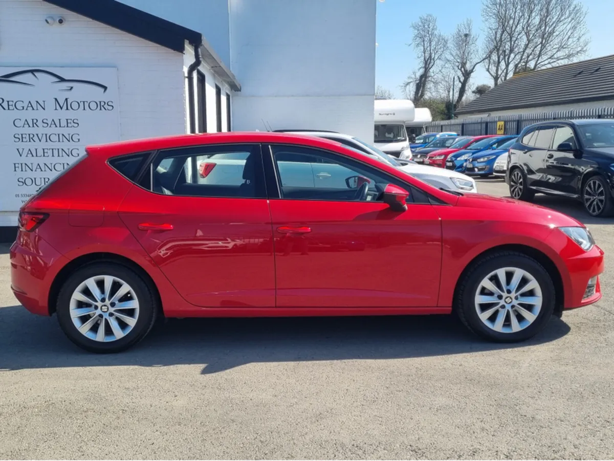 SEAT Leon 1.6 TDI 115 BHP DSG SE AUTO - Image 2