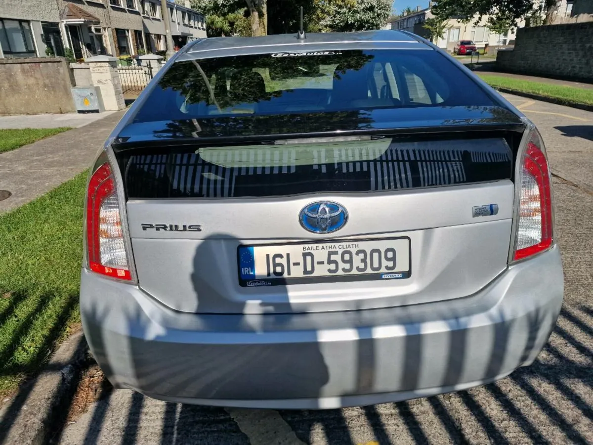 TOYOTA PRIUS Ncted - Image 4
