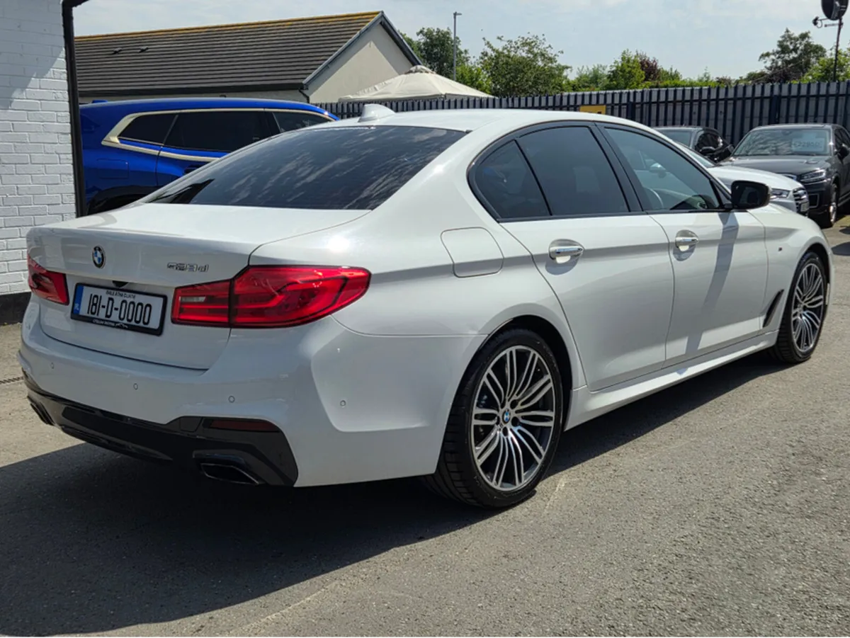 BMW 5-Series HIGH SPEC 5-SERIES M-SPORT AUTO - Image 4