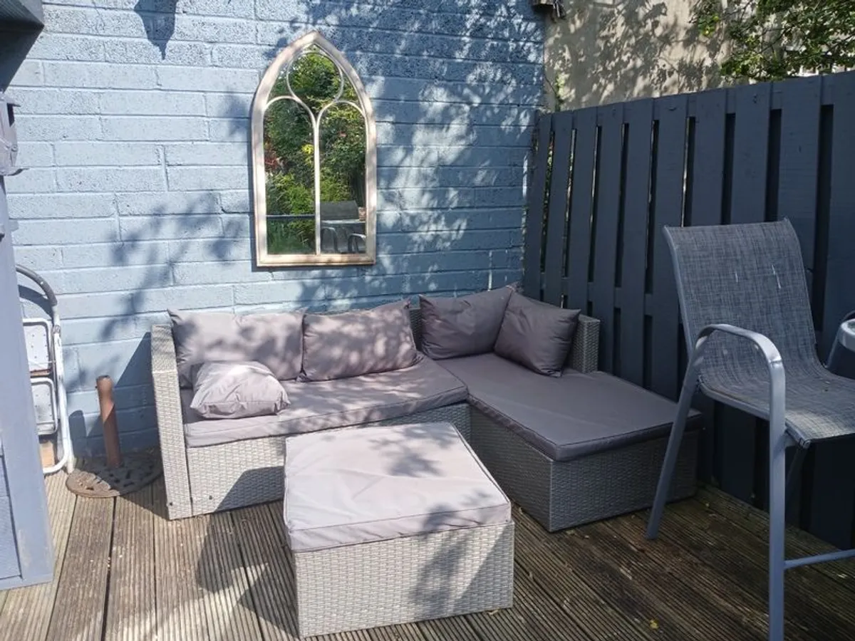 Garden furniture - Image 2