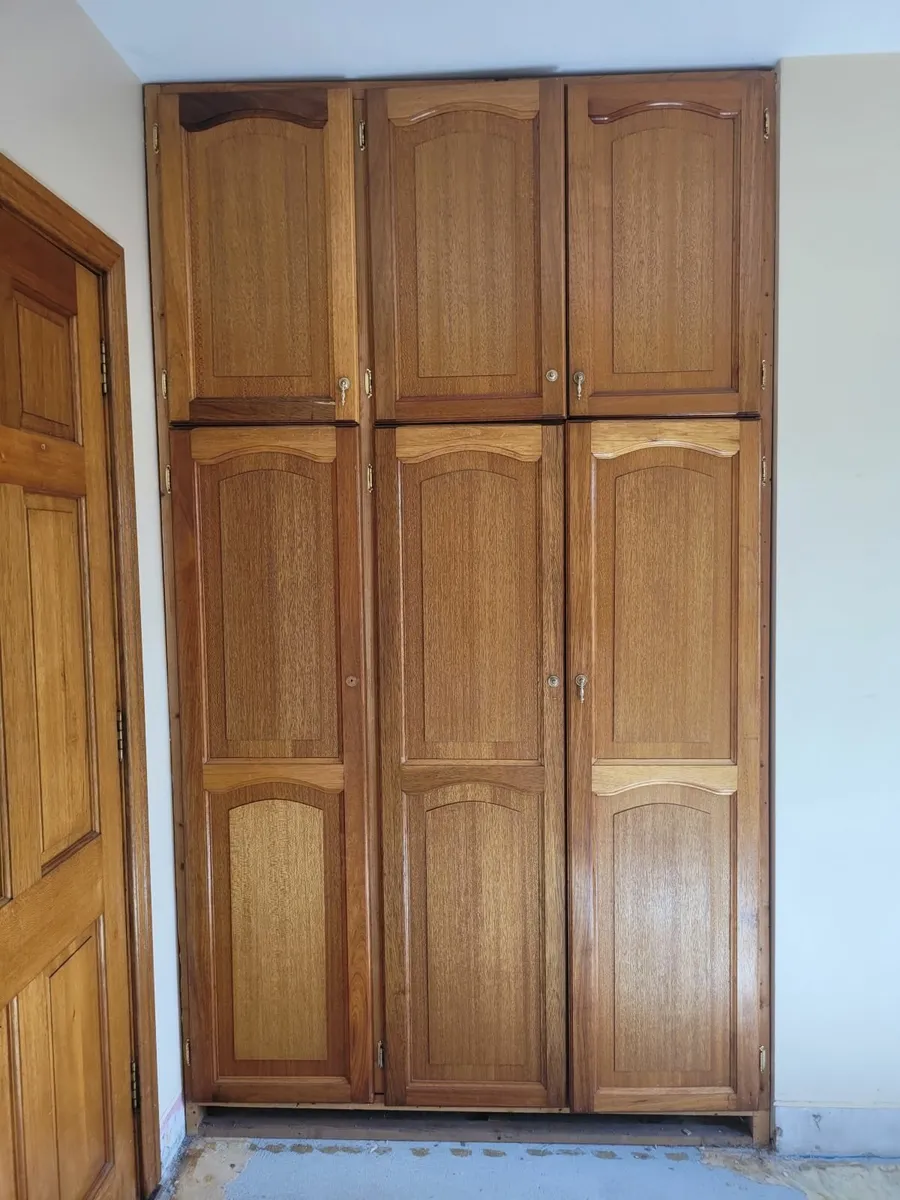 Wardrobe doors - Image 1