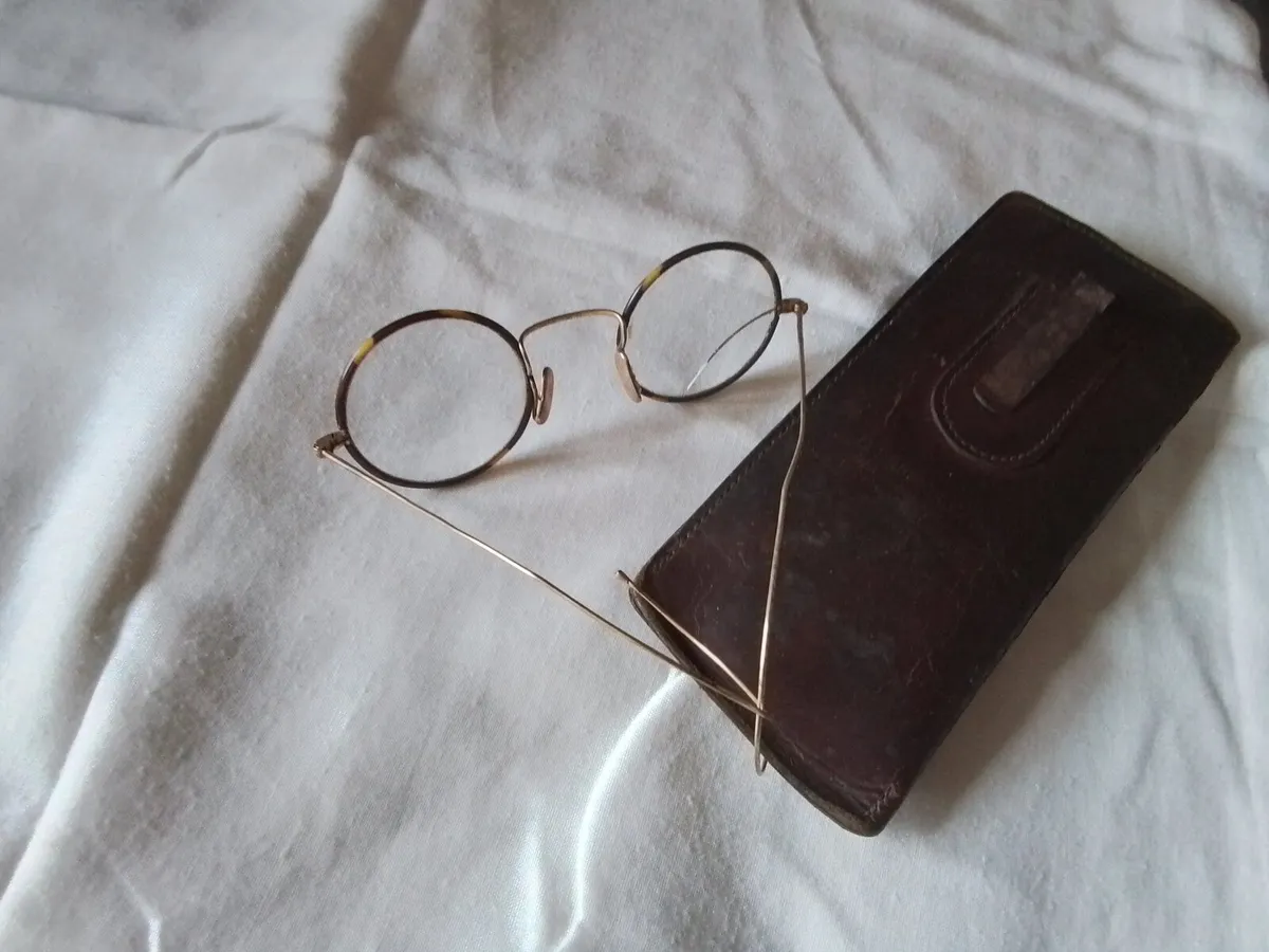 Spectacles - Image 2