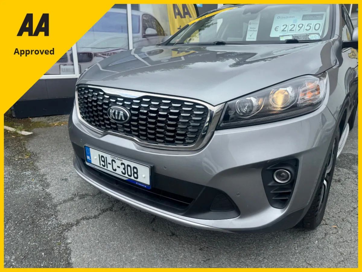 Kia Sorento K2 5DR..FULL LEATHER INTERIOR...NEW NC - Image 2