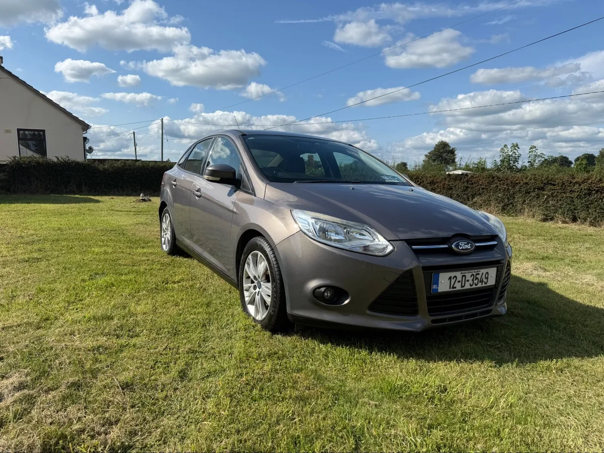 Ford Focus 2012 - Image 2