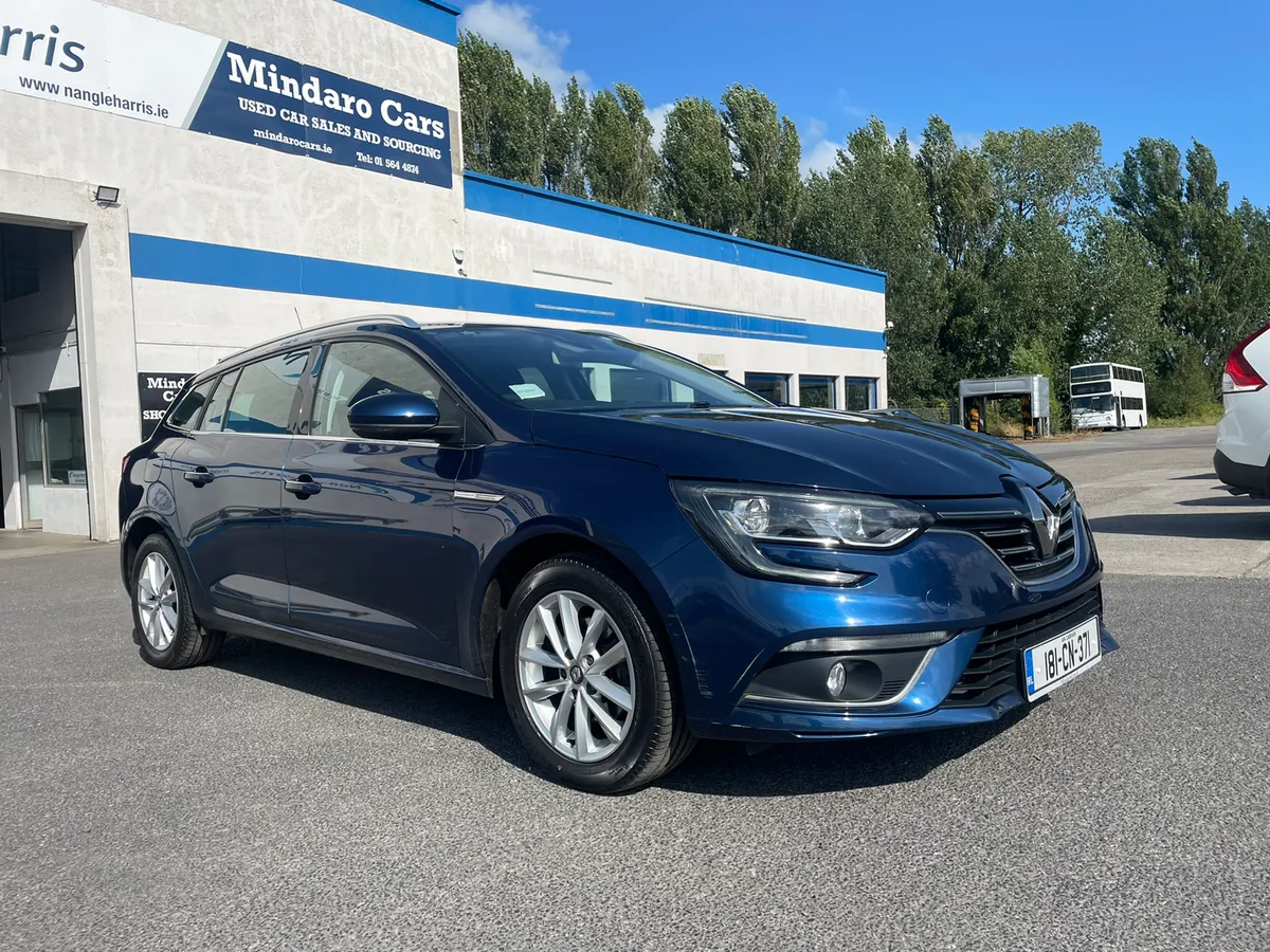 Renault Megane 2018//ESTATE//EXCELLENT CONDITION - Image 1