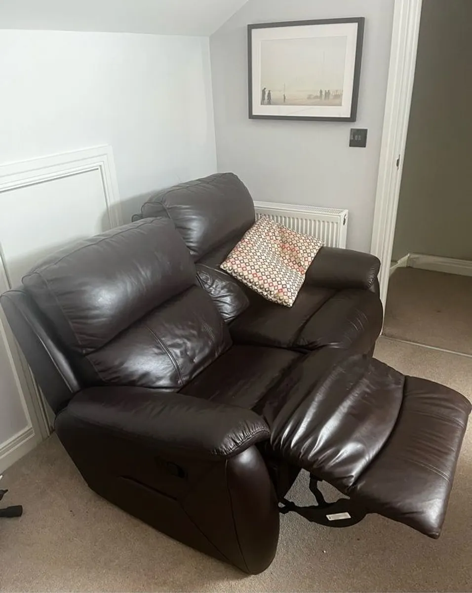 Sofa - Double recliner, brown leather - Image 2