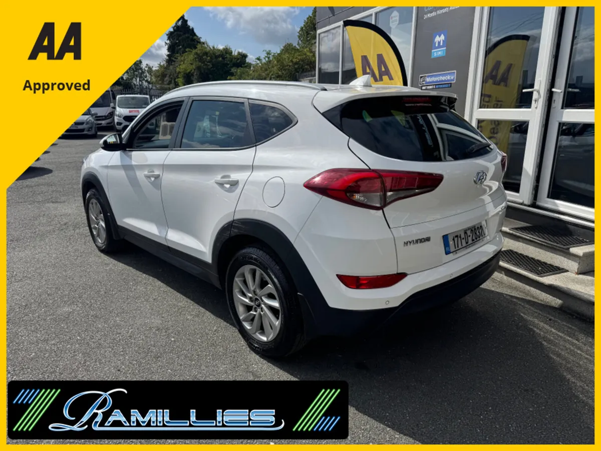 Hyundai Tucson 1.7 EXECUTIVE, Huge Spec, 12 Month - Image 3