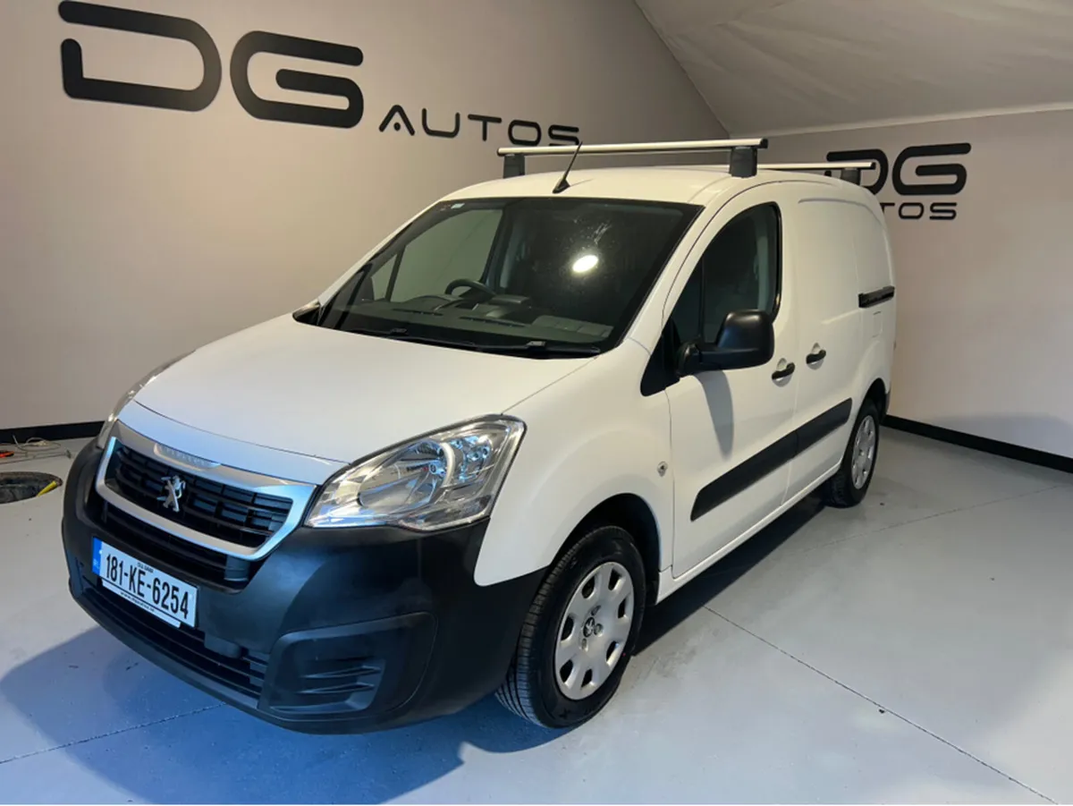 Peugeot Partner PROFESSIONAL L1 BLUE HDI - 3 Seate - Image 2