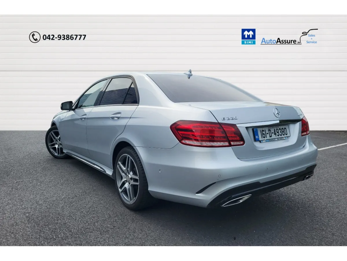 Mercedes-Benz E-Class 220 BLUETEC AMG NIGHT EDITIO - Image 4