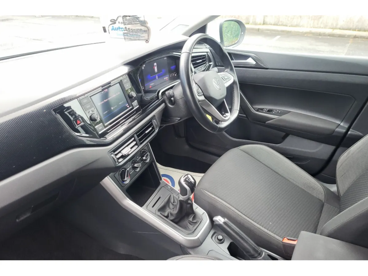 Volkswagen Taigo LIFE 1.0 TSI 95BHP *** Apple Carp - Image 3