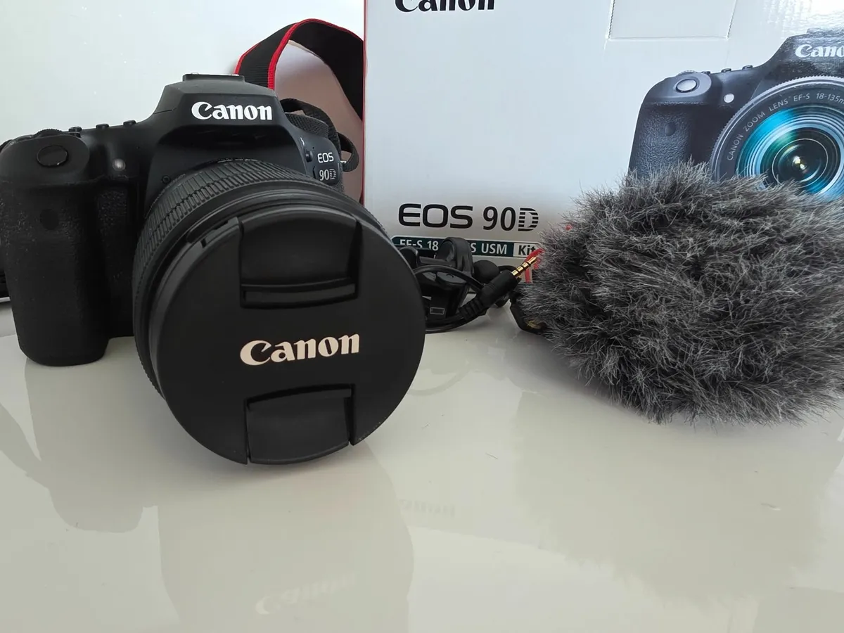 Camera canon 90D - Image 1