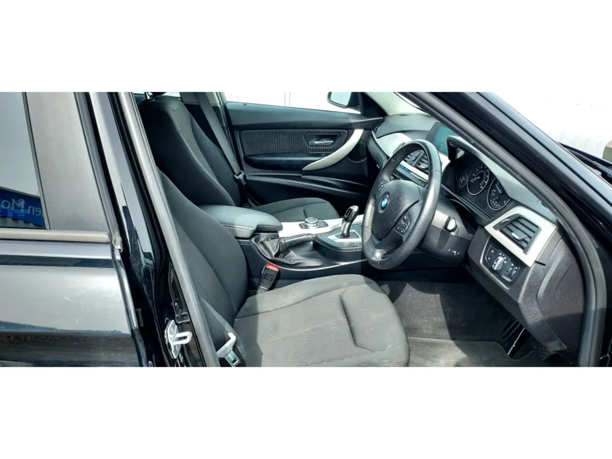 BMW 3-Series SE AUTO - Image 4