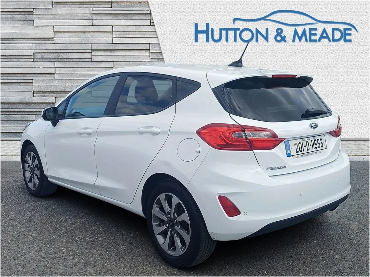 Ford Fiesta Zetec 1.1 Petrol 5dr - Image 3