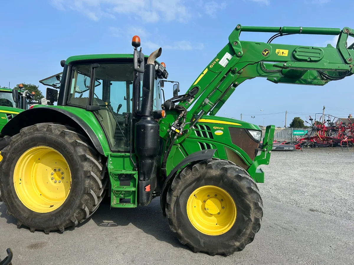 2017 John Deere 6110M + 623R (Only 2500 hrs) - Image 3