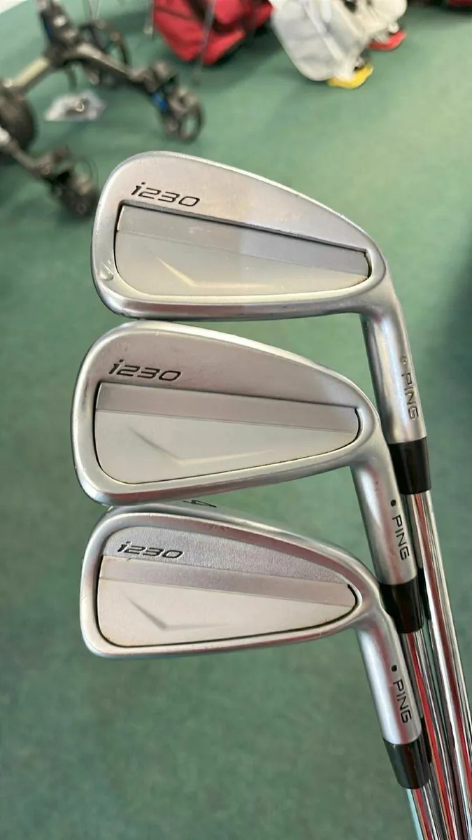 Ping i230 4-PW Dynamic Gold S300 Stiff  Only €699 - Image 1
