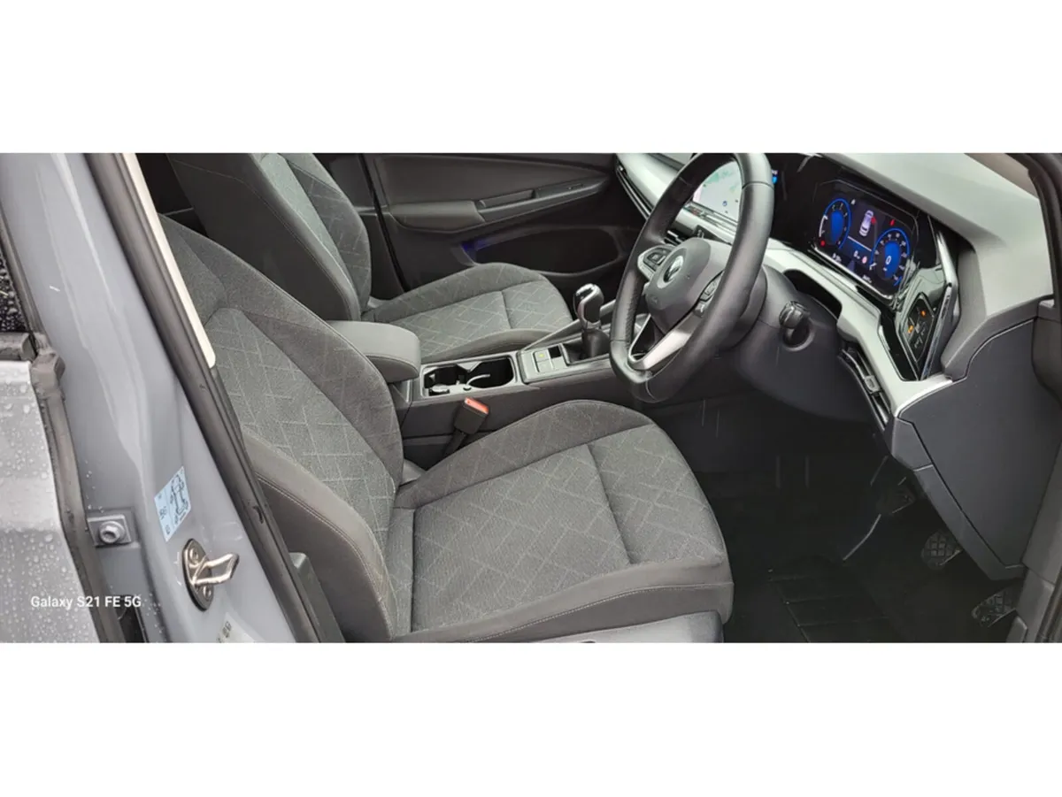 Volkswagen Golf LIFE TDI - Image 4