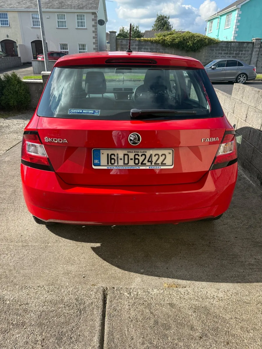 Skoda Fabia 2016 Automatic - Image 4