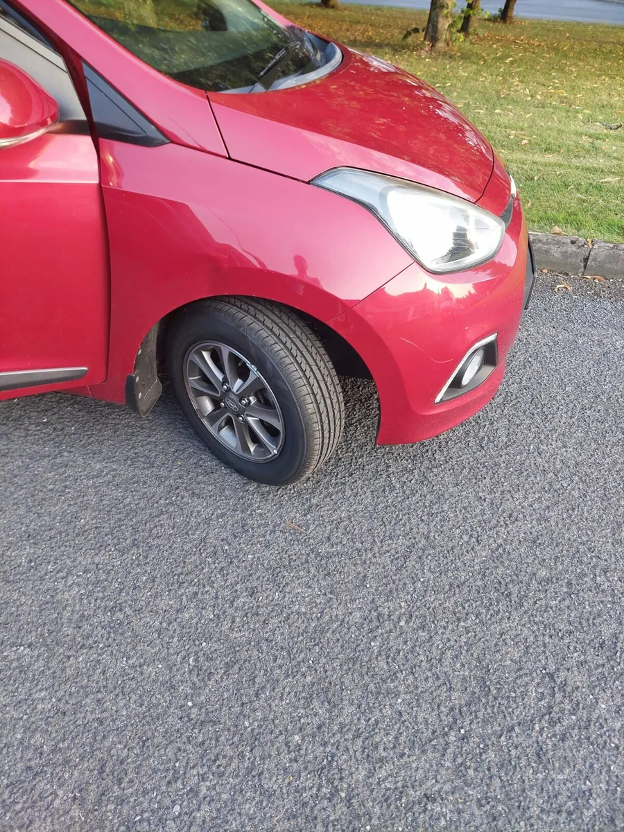 152 Hyundai i10, Deluxe, Automatic, New NCT 10/26 - Image 3