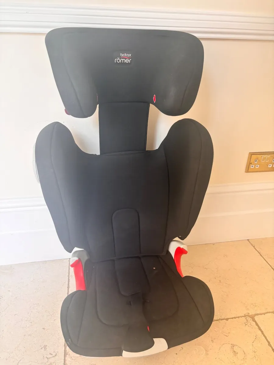 Child’s car seat - Image 2