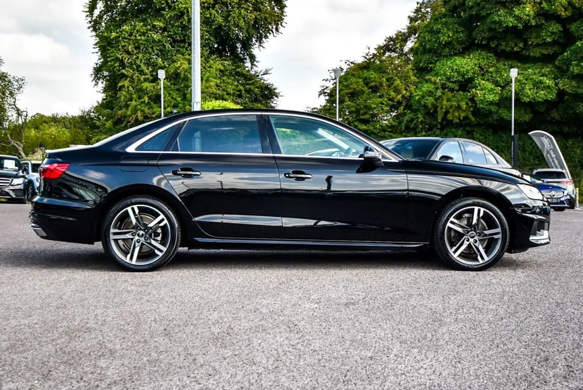 Audi A4 30 TDI 136HP S-tronic SE - Image 3