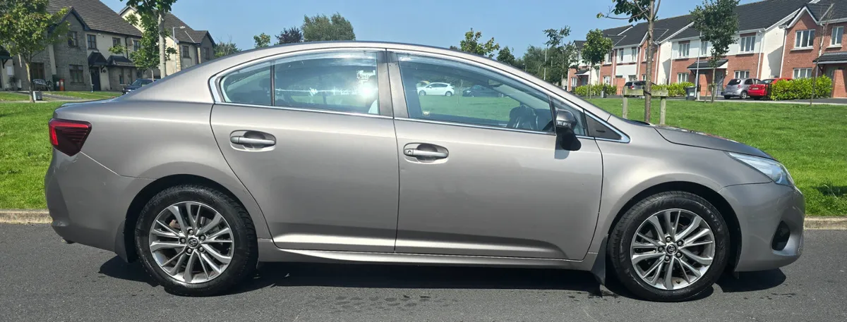 Toyota Avensis 2016 luna model - Image 1