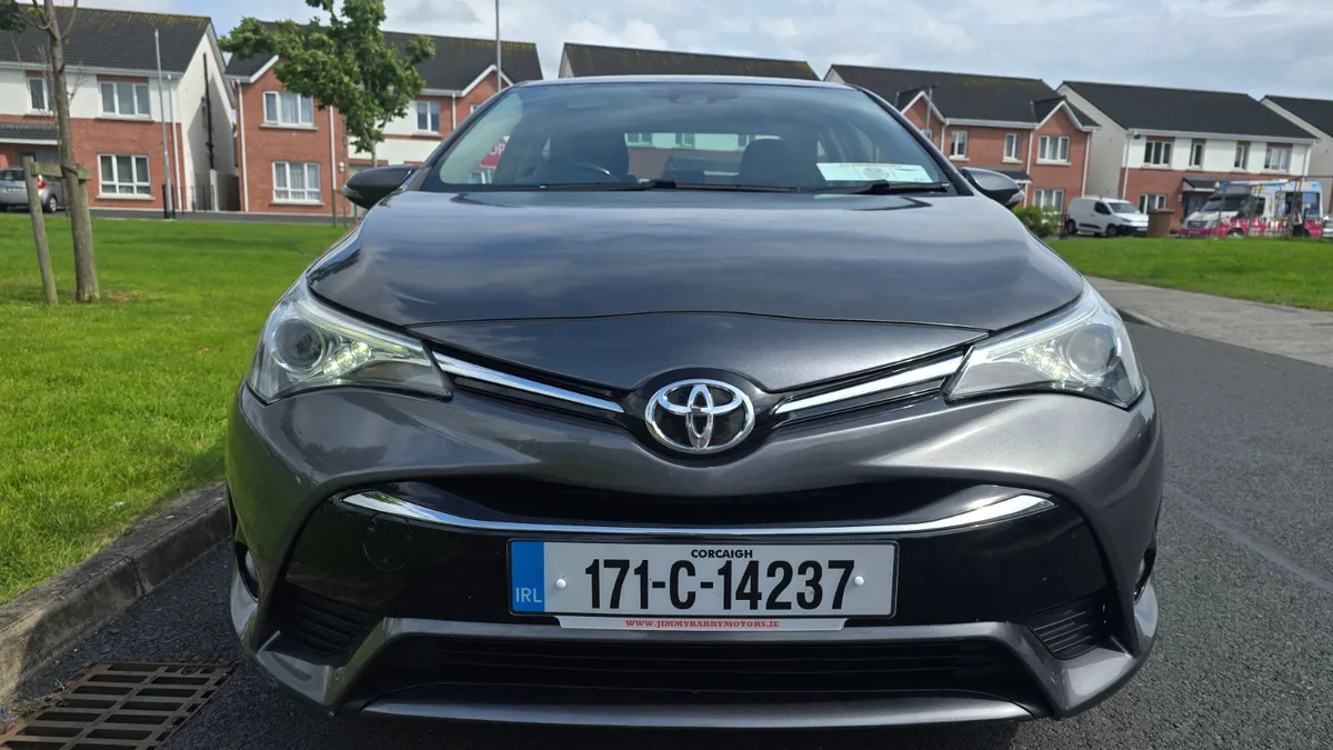 Toyota Avensis 2017 Business model - Image 2