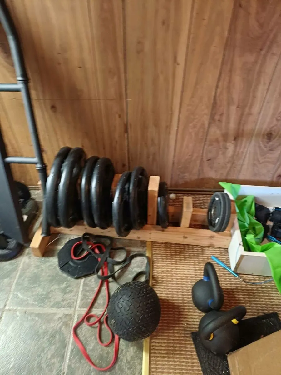 Squat Rack, bench, plates, barbell - Image 2