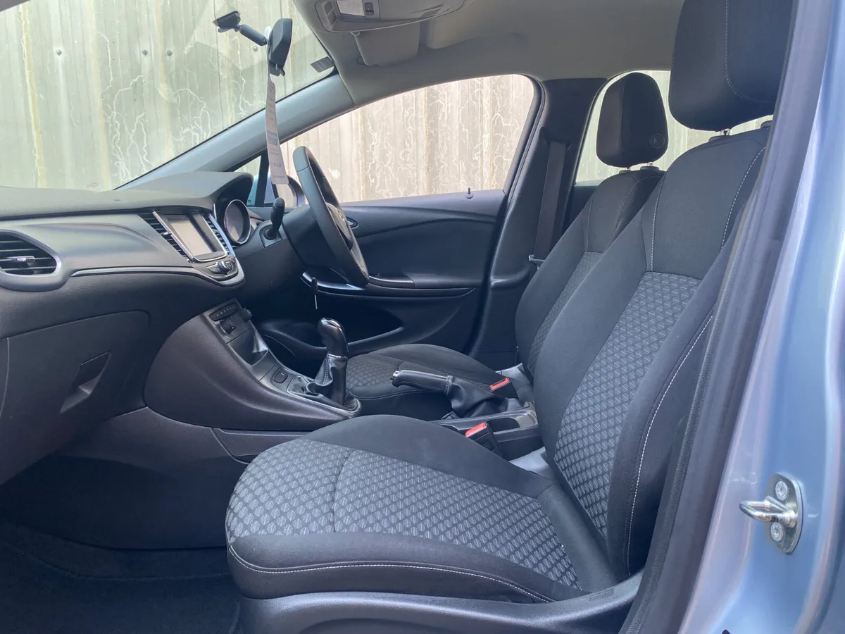 Opel Astra 2017///FINANCE AVAILABLE//// - Image 4