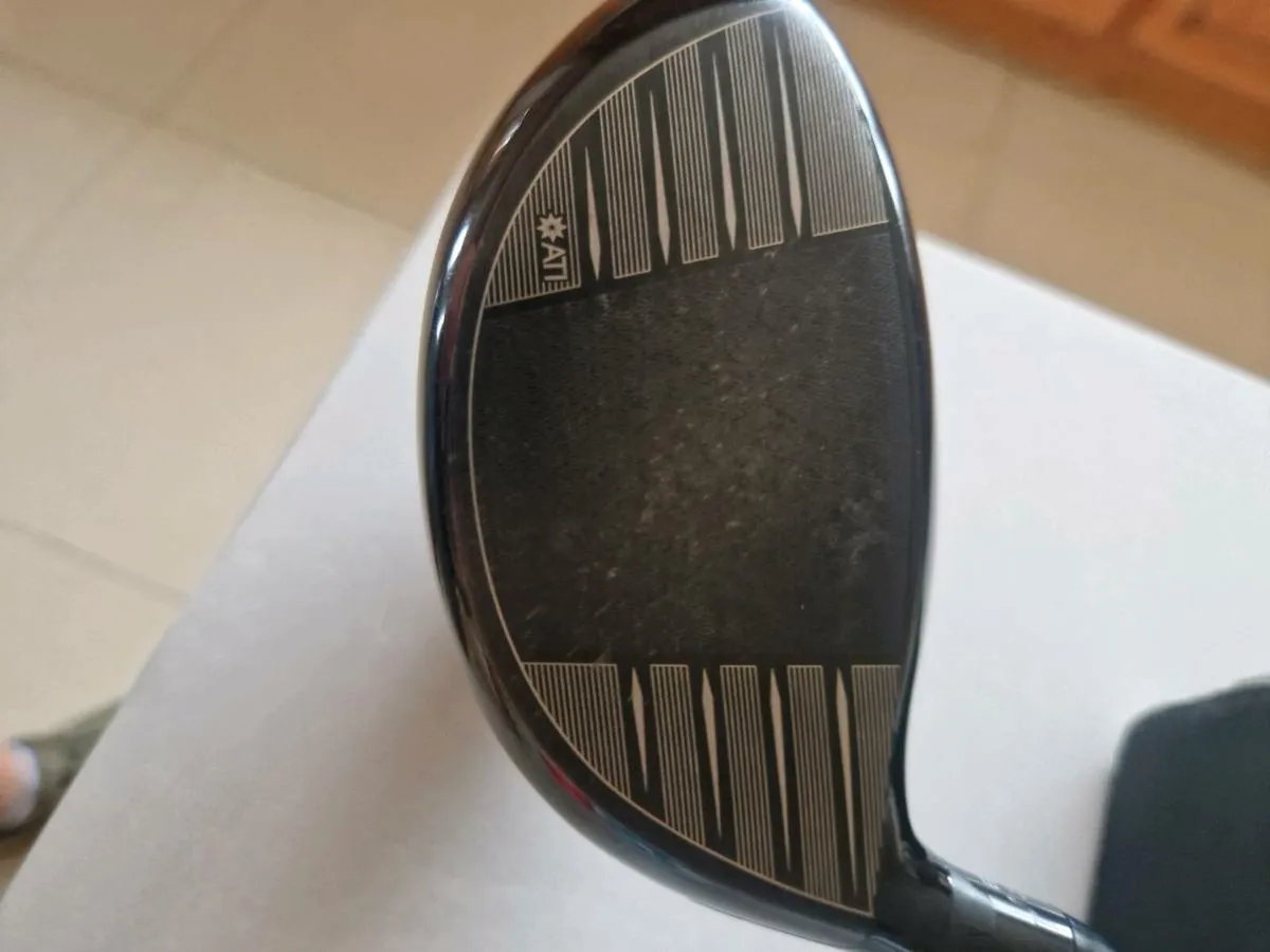 Titleist Tsi2 Right Hand Driver - Image 1