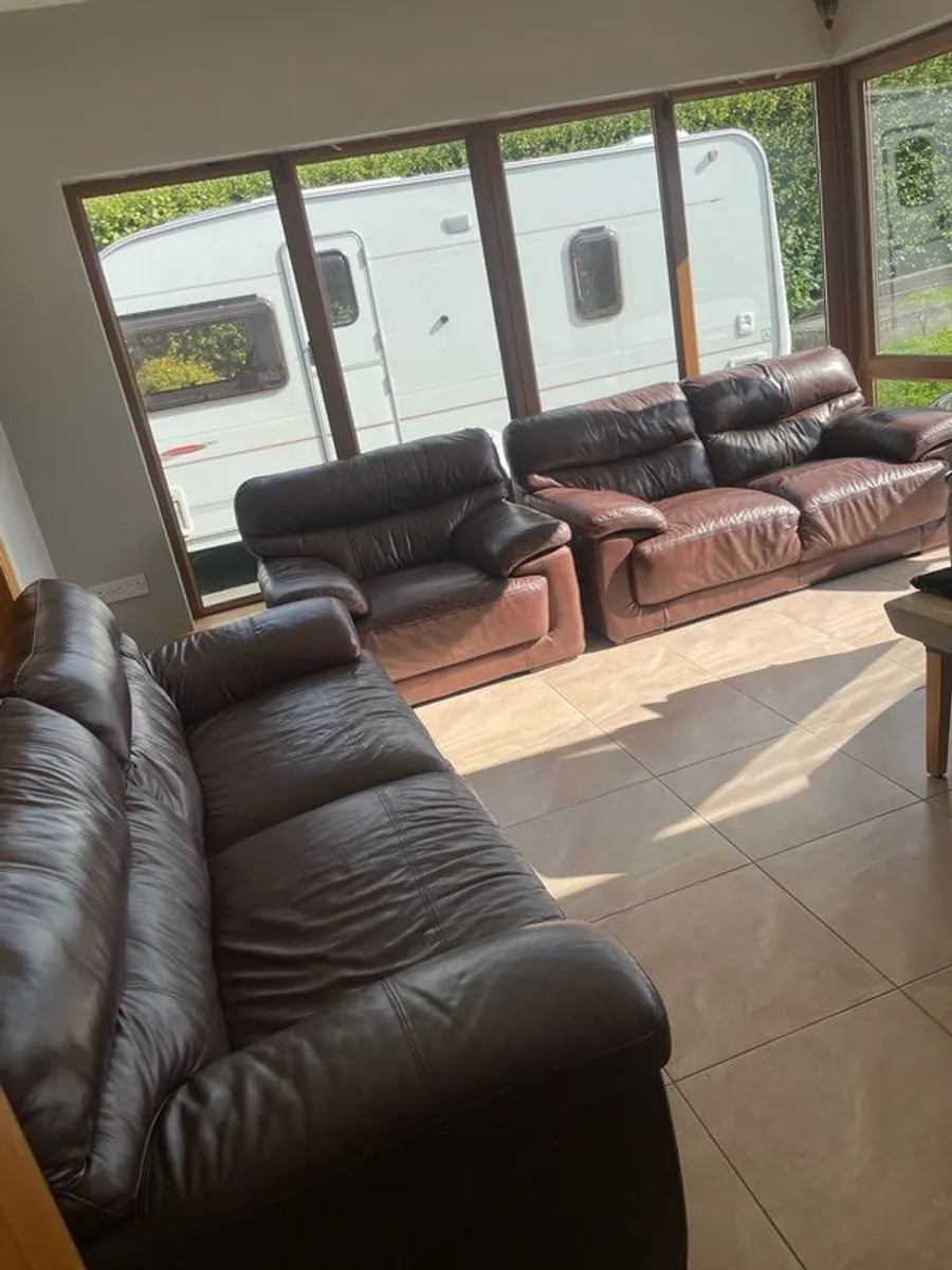 couches - Image 1