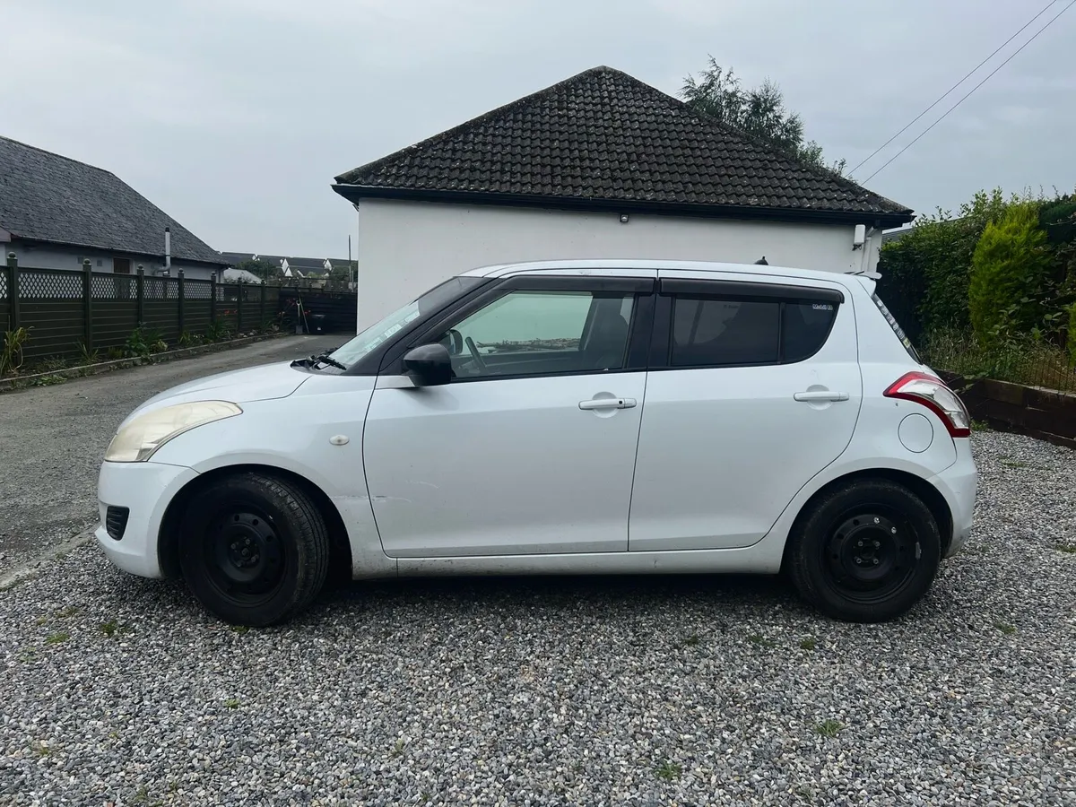2011 Suzuki Swift Automatic - Image 3