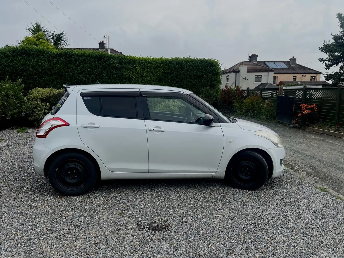 2011 Suzuki Swift Automatic - Image 4