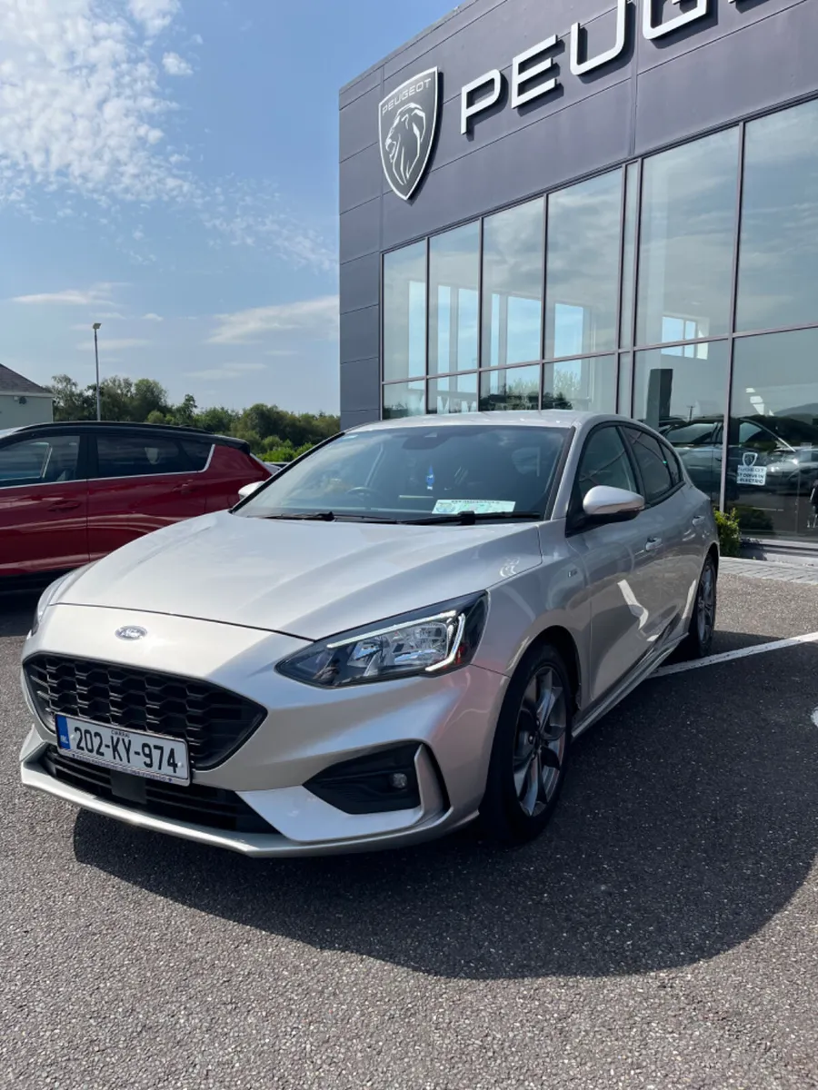 Ford Focus 2020 - Image 2