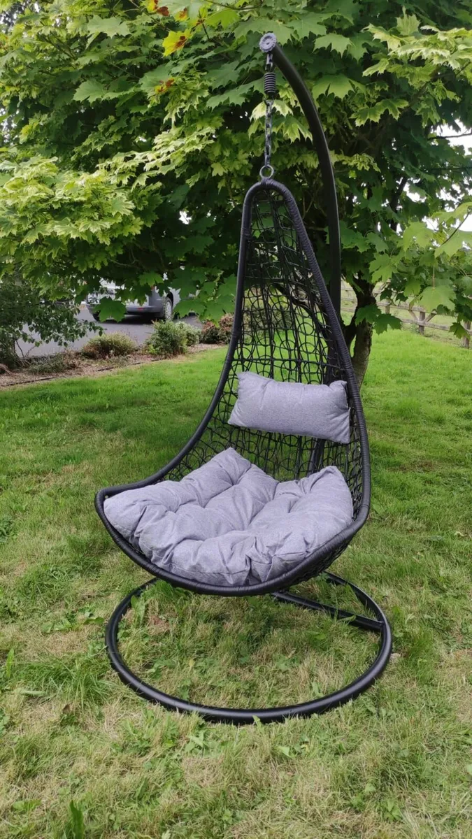 Hanging Egg Chair Rattan Style Cushion & Metal - Image 1