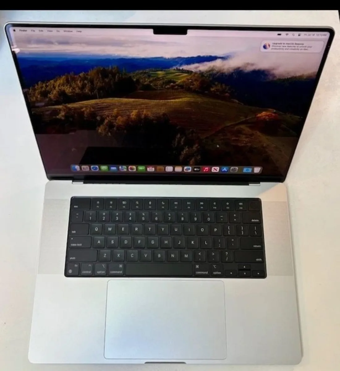 Macbook pro 16 inch m3 pro 18gb/512gb Silver - Image 1