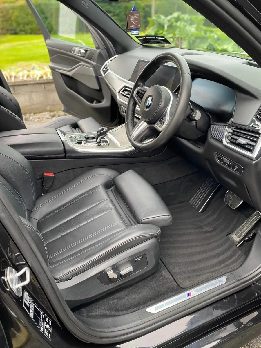 BMW X5 2019 - Image 2