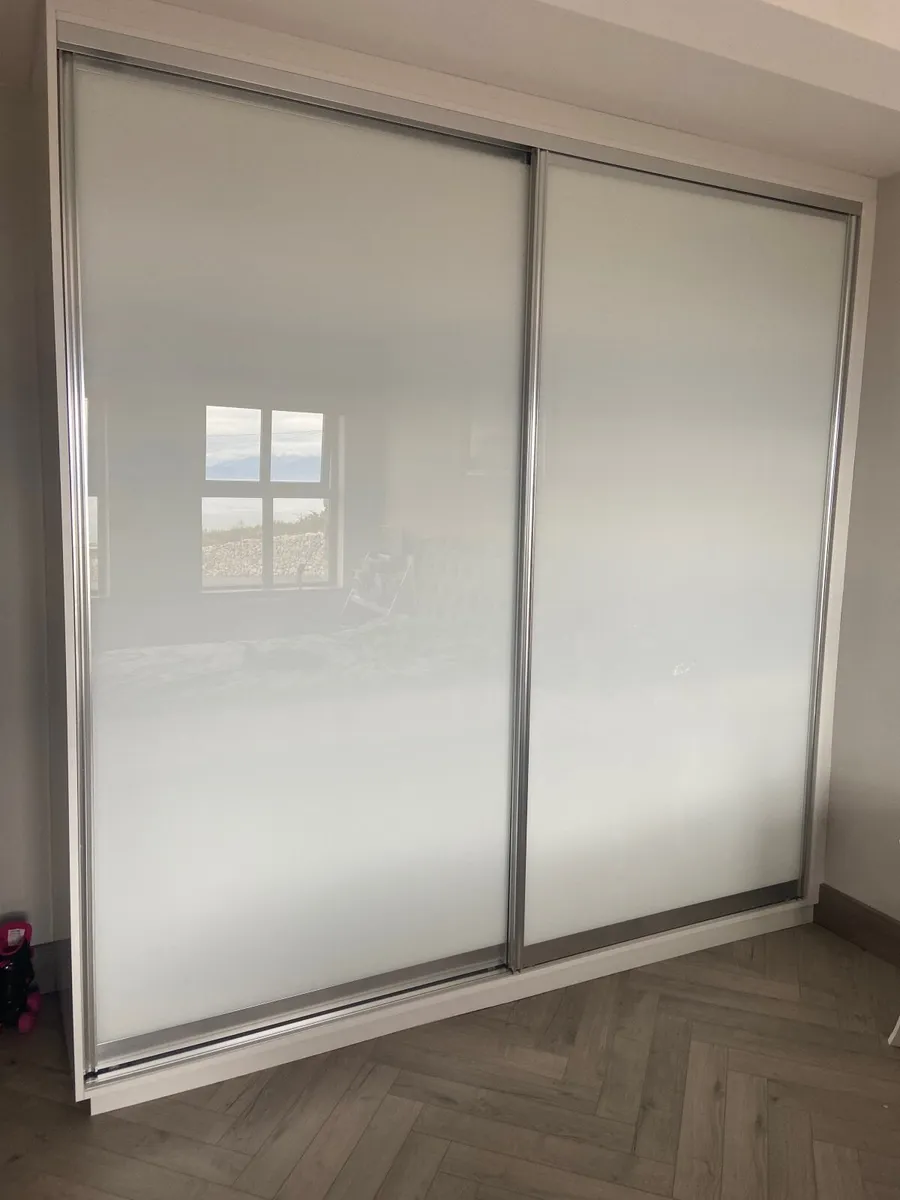 Sliderobe doors - Image 2