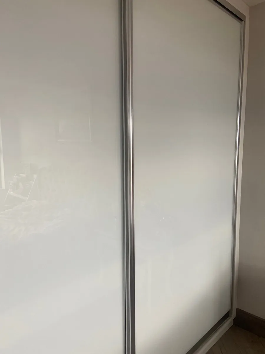Sliderobe doors - Image 4