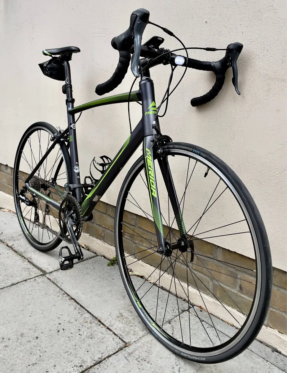 Merida Ride 100 Road Bike - Carbon Fork - Like New - Image 3