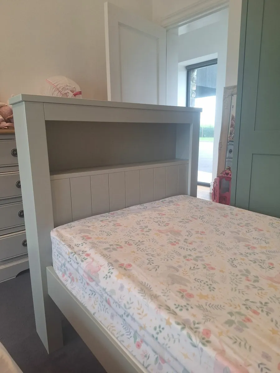 Toddler bed - Image 2