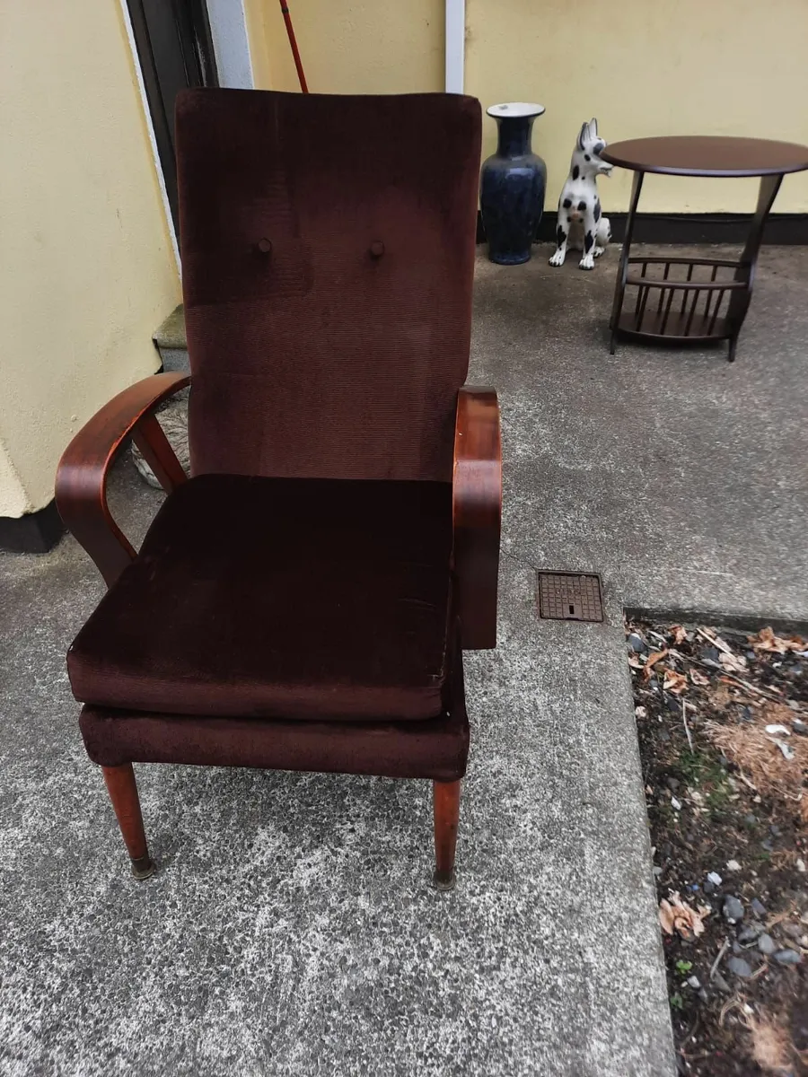 Vintage armchair - Image 1