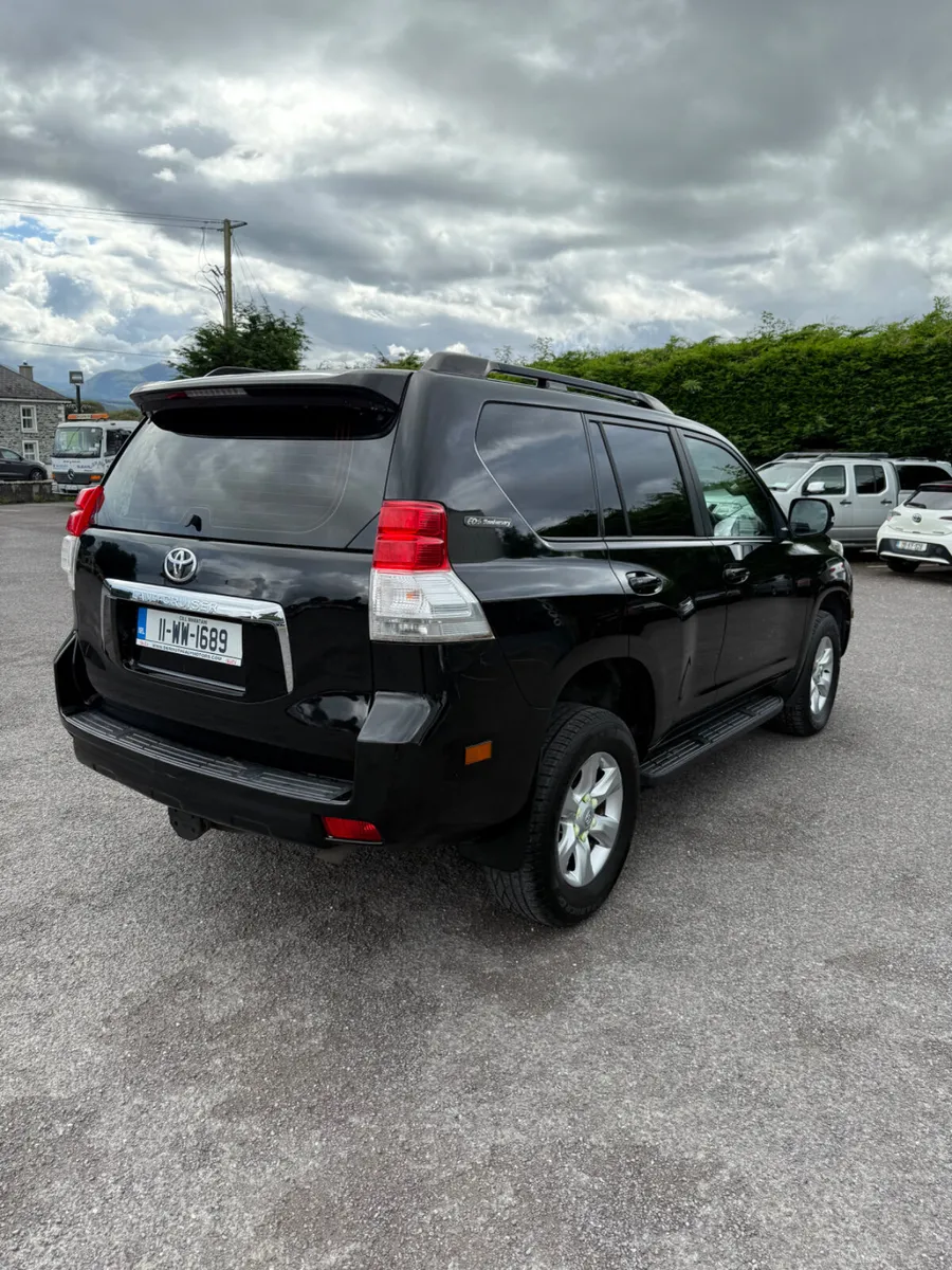 Toyota Land Cruiser 2011 - Image 3