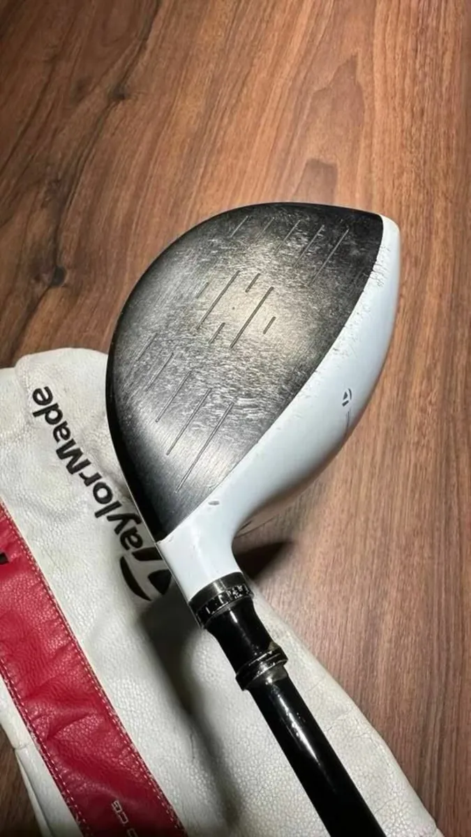 Taylormade R15 driver 10.5 - Image 3